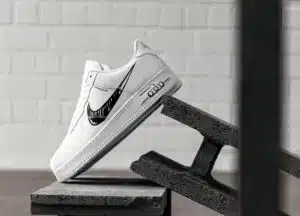 NIKE AIR FORCE 1 LV8 UTILITY