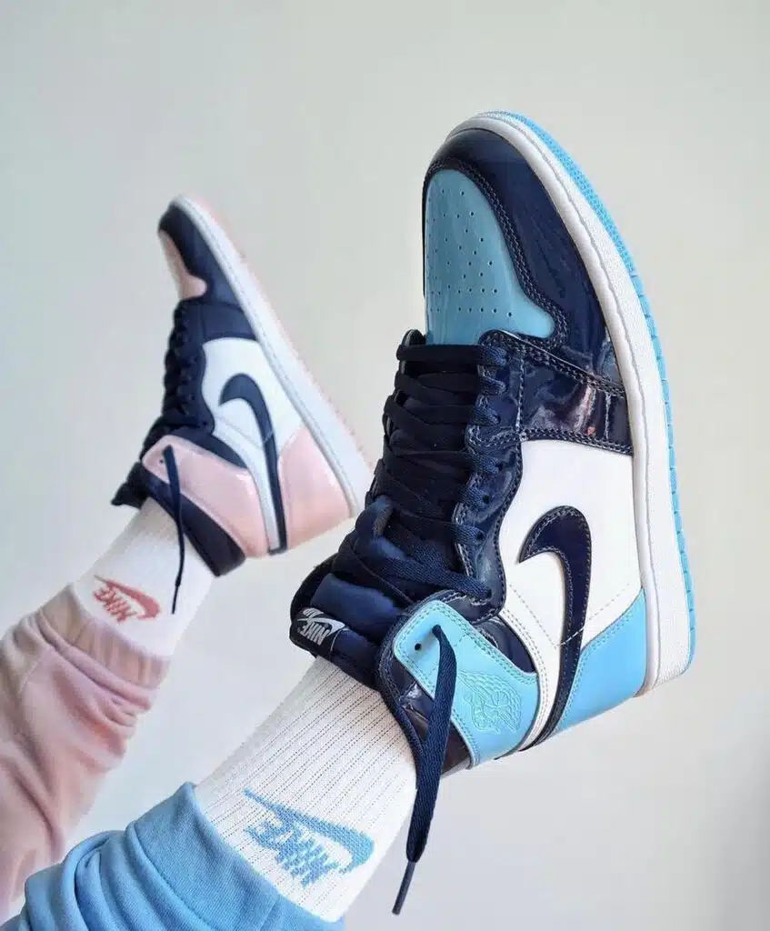 AIR JORDAN 1 RETRO HIGH OG “BLUE CHILL” OBSIDIAN/BLUE CHILL-WHITE