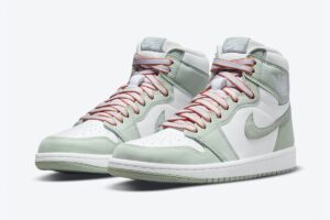 Air-Jordan-1-Seafoam-WMNS-CD0461-002-Release-Date-Price-4.jpg
