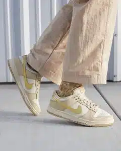 Nike SB Dunk Low Phantom Metallic Gold