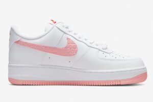 Nike-Air-Force-1-Valentines-Day-DQ9320-100-Release-Date-2.jpg