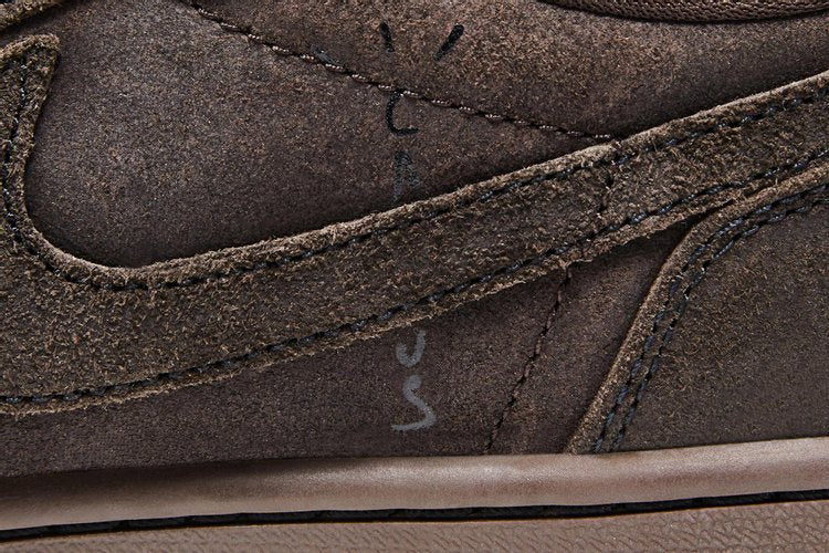 jordan-1-retro-low-og-sp-travis-scott-velvet-brown-sneakerhype-7.jpg