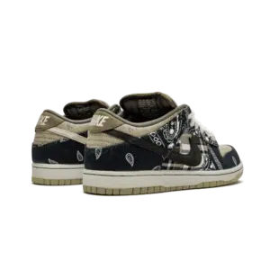 SB DNK Low Travis Scott