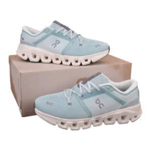 On Running Cloud X 5 Glacier Blue