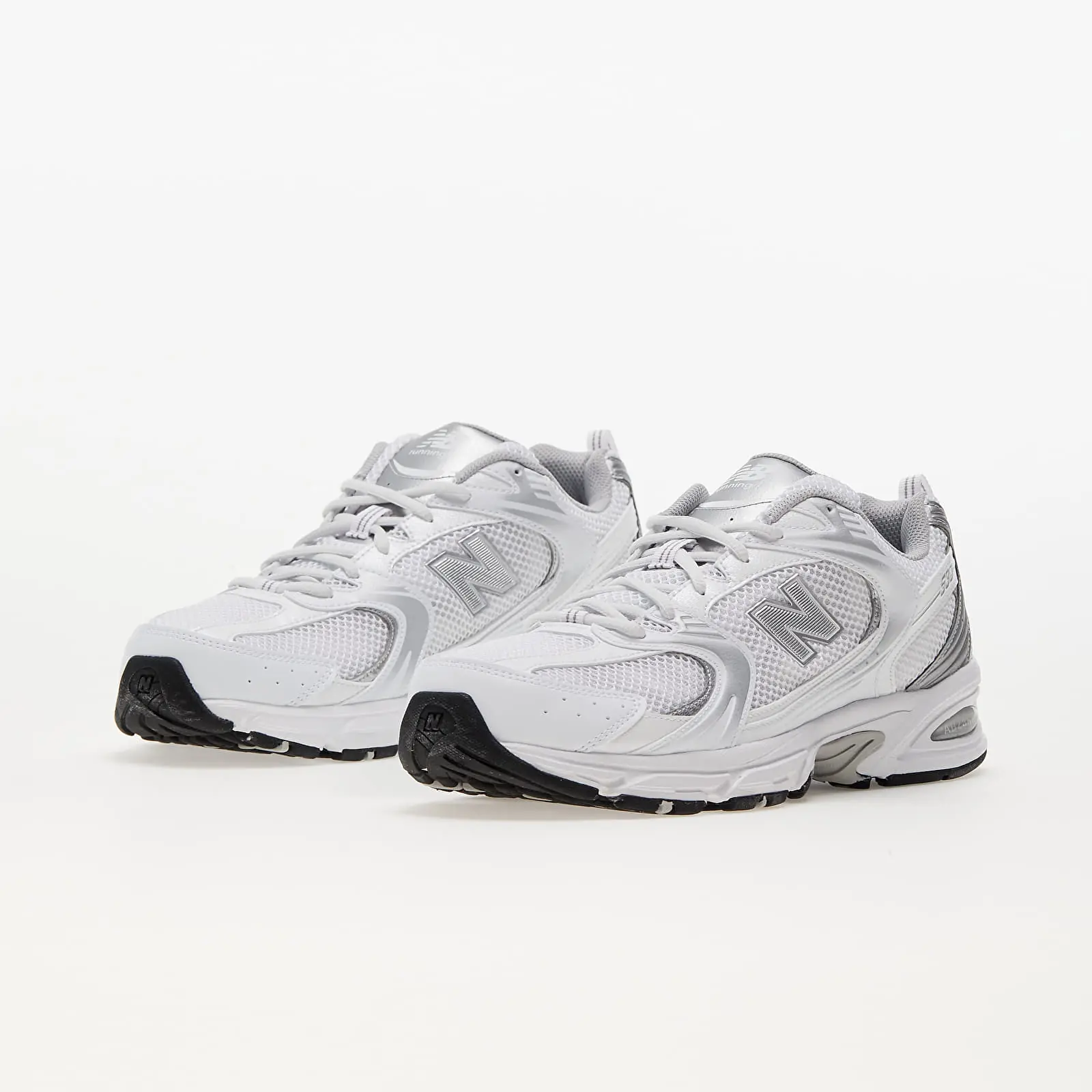 NEW BALANCE 530