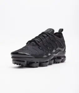 NIKE VAPORMAX PLUS