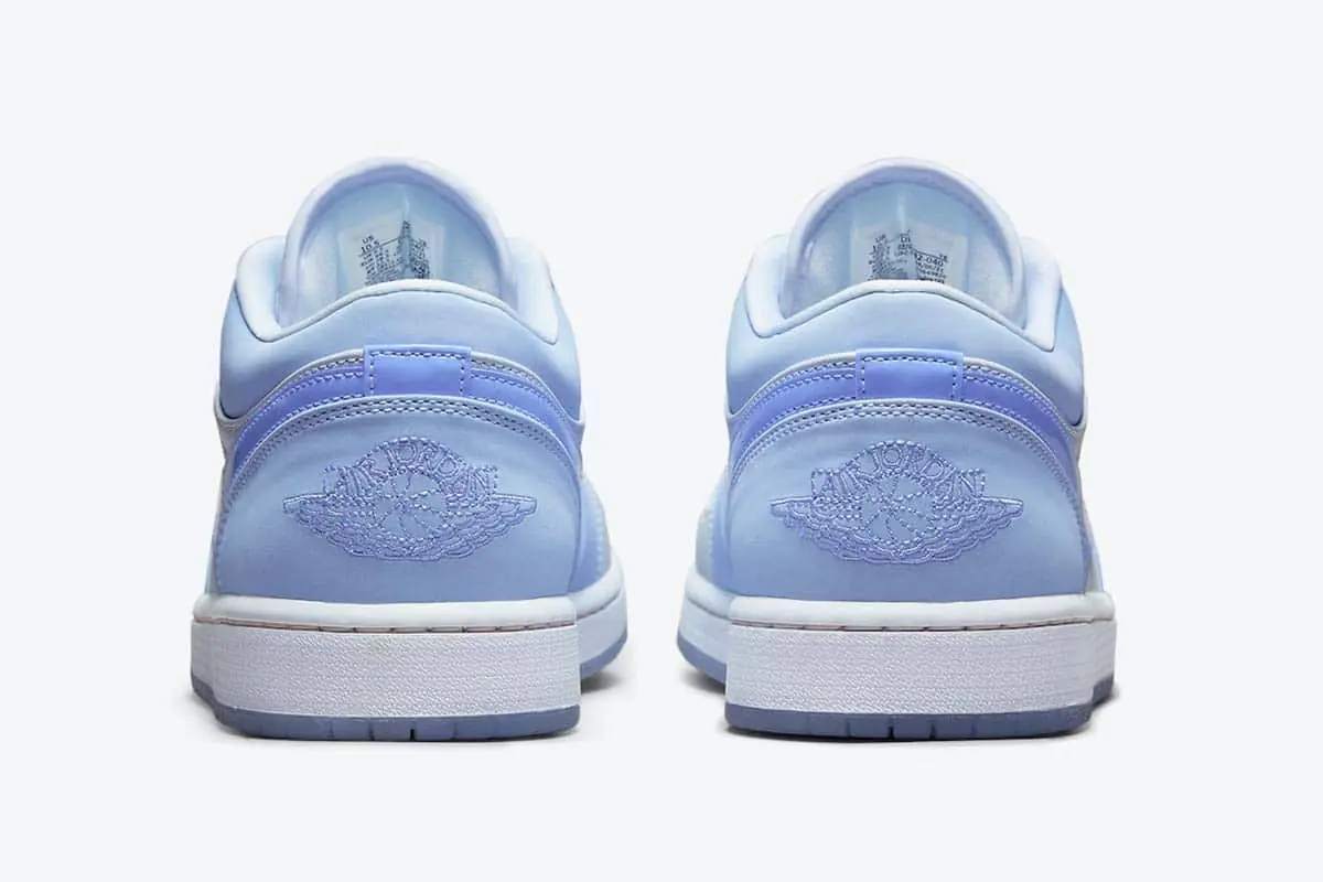 Air Jordan 1 Low SE ‘Mighty Swooshers’
