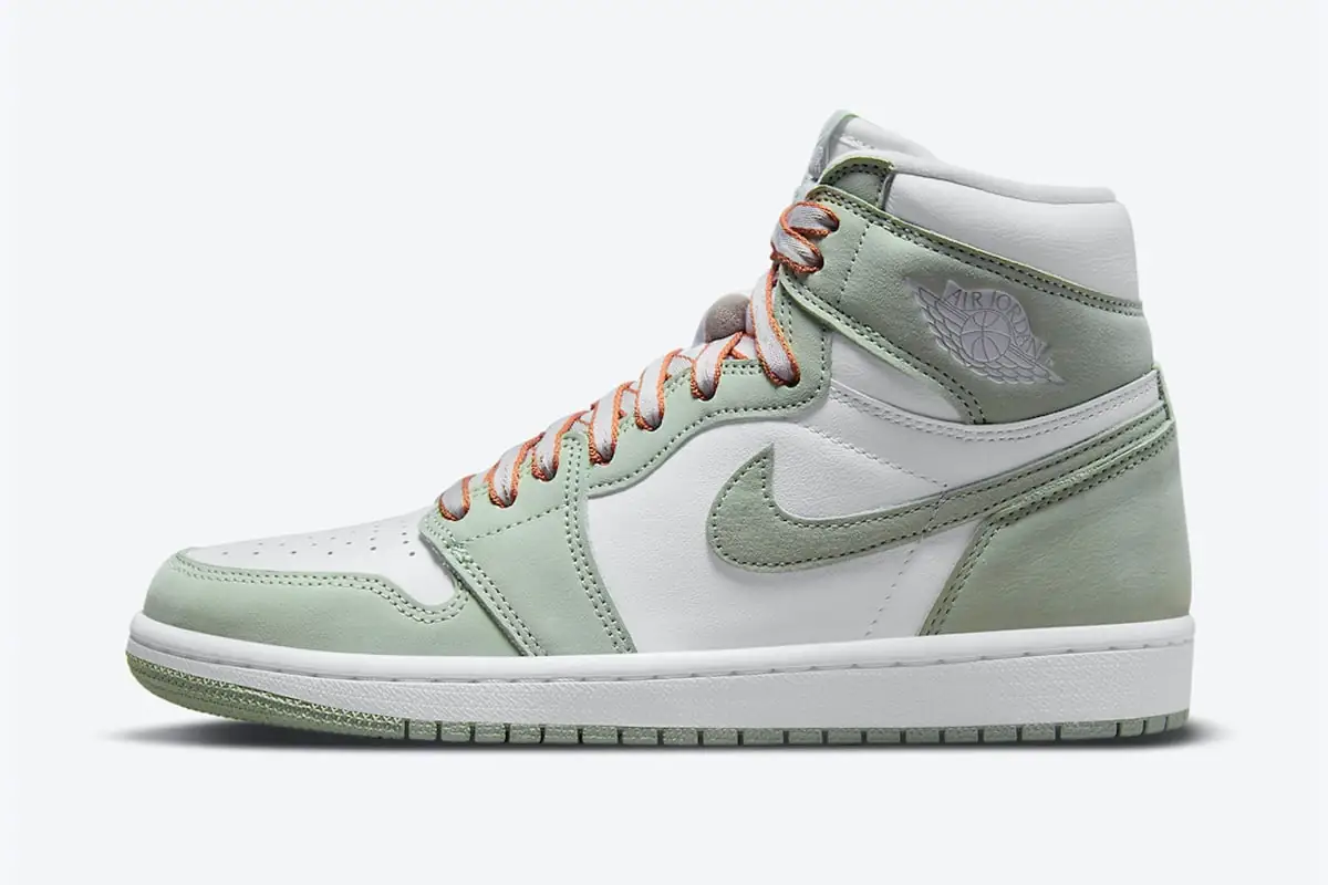 Wmns Air Jordan 1 Retro High OG ‘Seafoam’