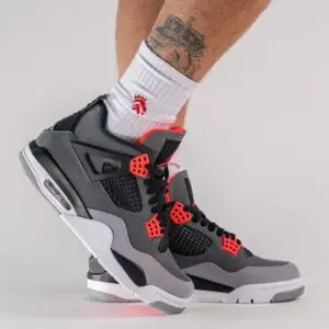Jordan 4 Infrared