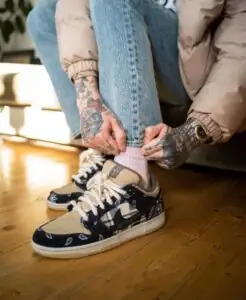 SB DNK Low Travis Scott