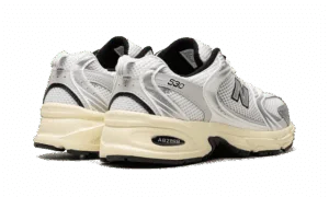 New Balance 530 White / Silver
