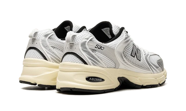 New Balance 530 White / Silver