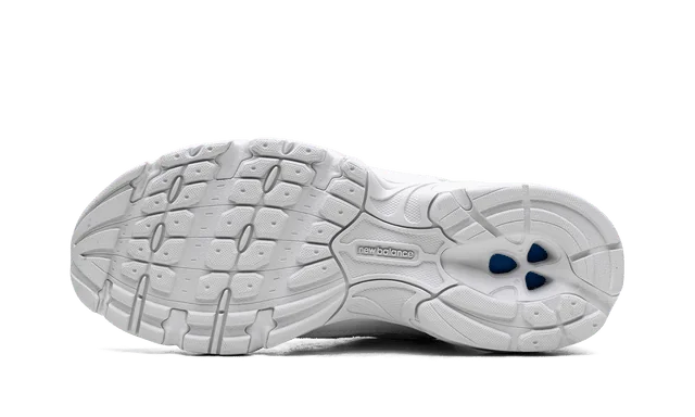 New Balance 530 Triple White
