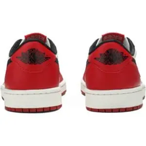 Air Jordan 1 Retro Low OG ‘Chicago’