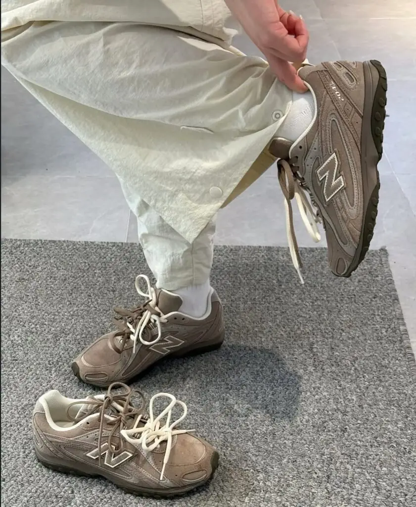 New Balance 204L Mushroom Arid Stone