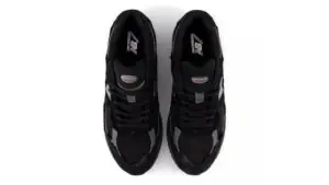 New Balance 2002R Gore-Tex Protection Pack Black