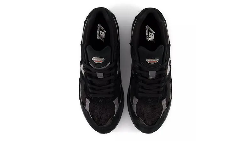 New Balance 2002R Gore-Tex Protection Pack Black