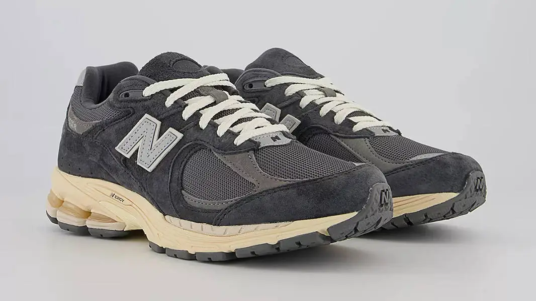 New Balance 2002R Phantom