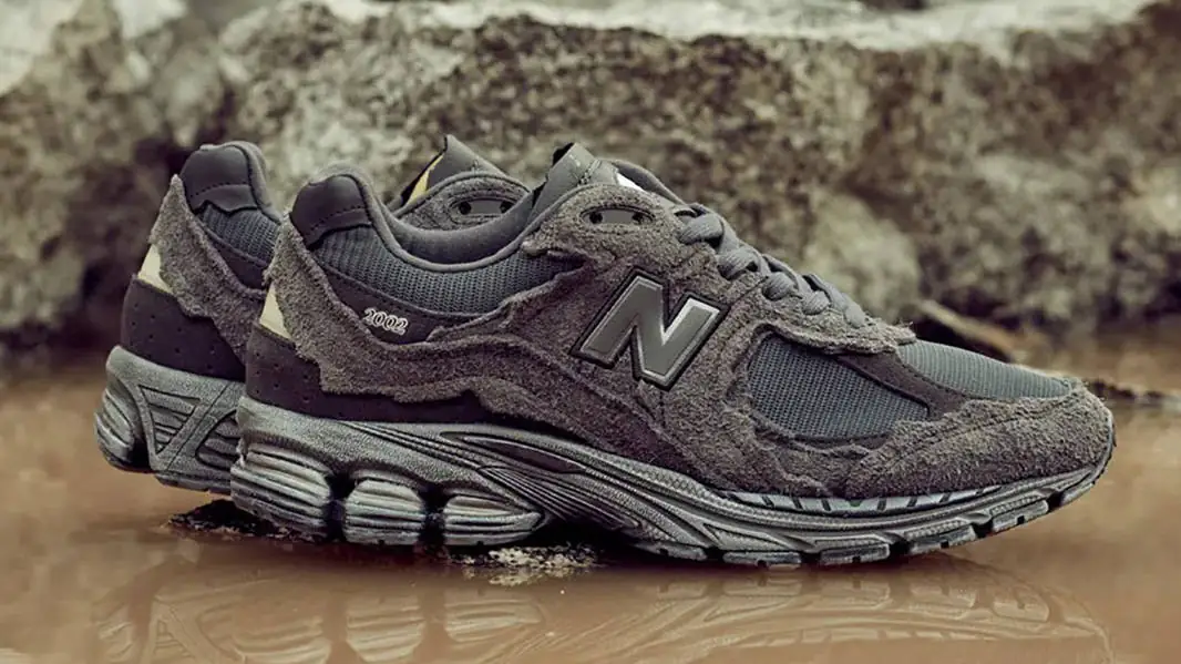 New Balance 2002R Protection Pack Phantom
