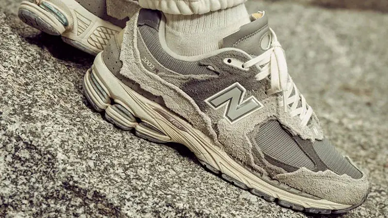 New Balance 2002R Protection Pack Rain Cloud
