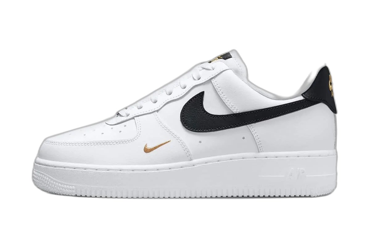 Wmns Nike Air Force 1 ’07 Essential ‘White Black’