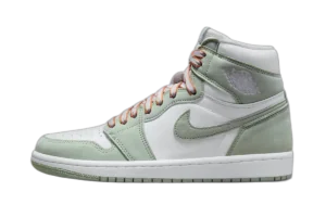 Wmns Air Jordan 1 Retro High OG ‘Seafoam’