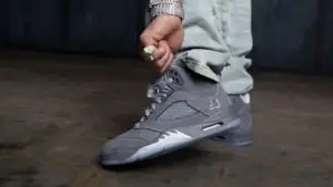 Air Jordan 5 Retro "Wolf Grey"
