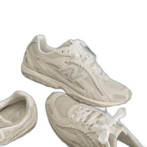 New Balance 204L White